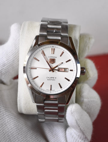 CALIBER 5 AUTO DAYDATE SILVER WHITE DAIL