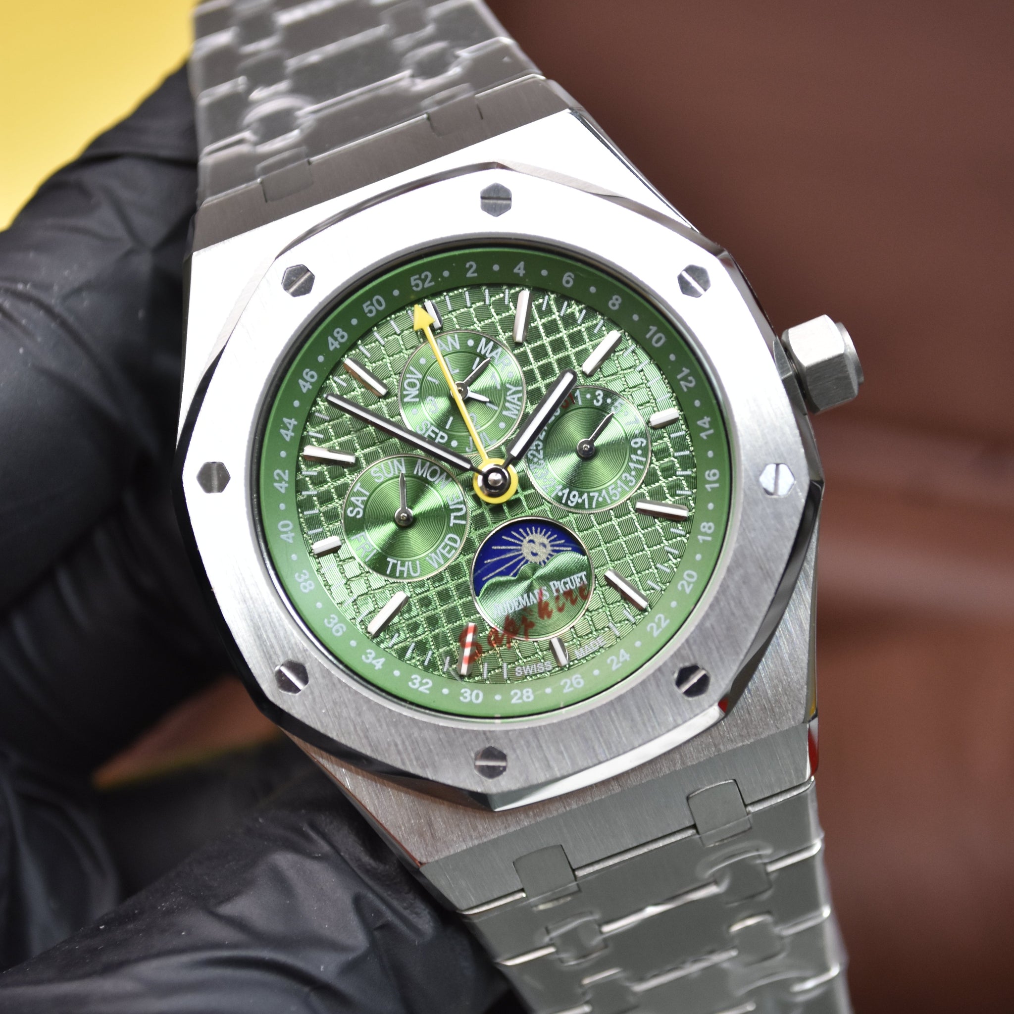 AP AUTO ROYAL OAK CALENDER PREPETUEL ALL SILVER  GREEN DAIL