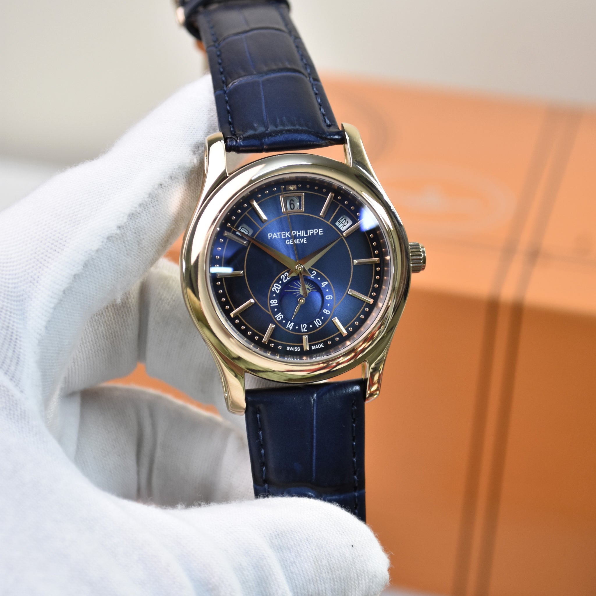 ANNUAL CALENDER AUTO 38MM ROSE BLUE