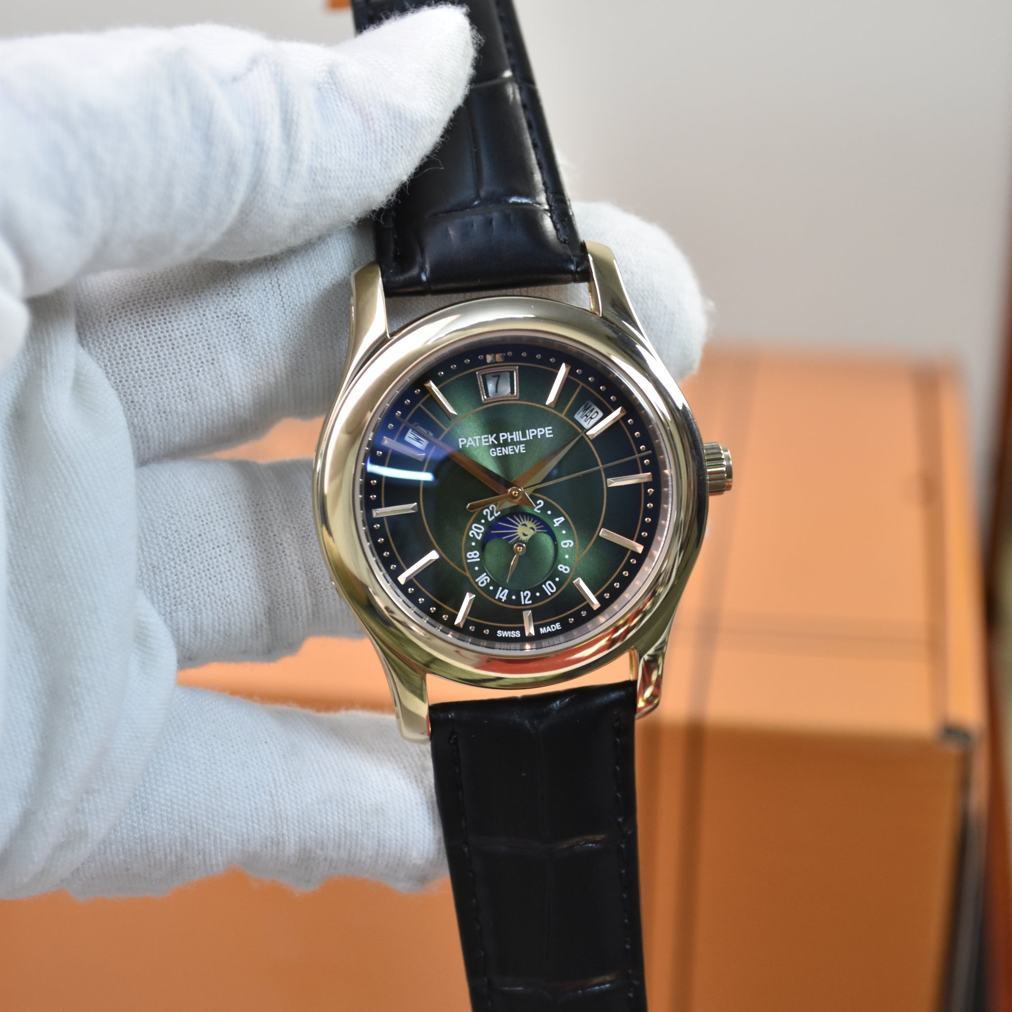 ANNUAL CALENDER AUTO 38MM ROSE GREEN