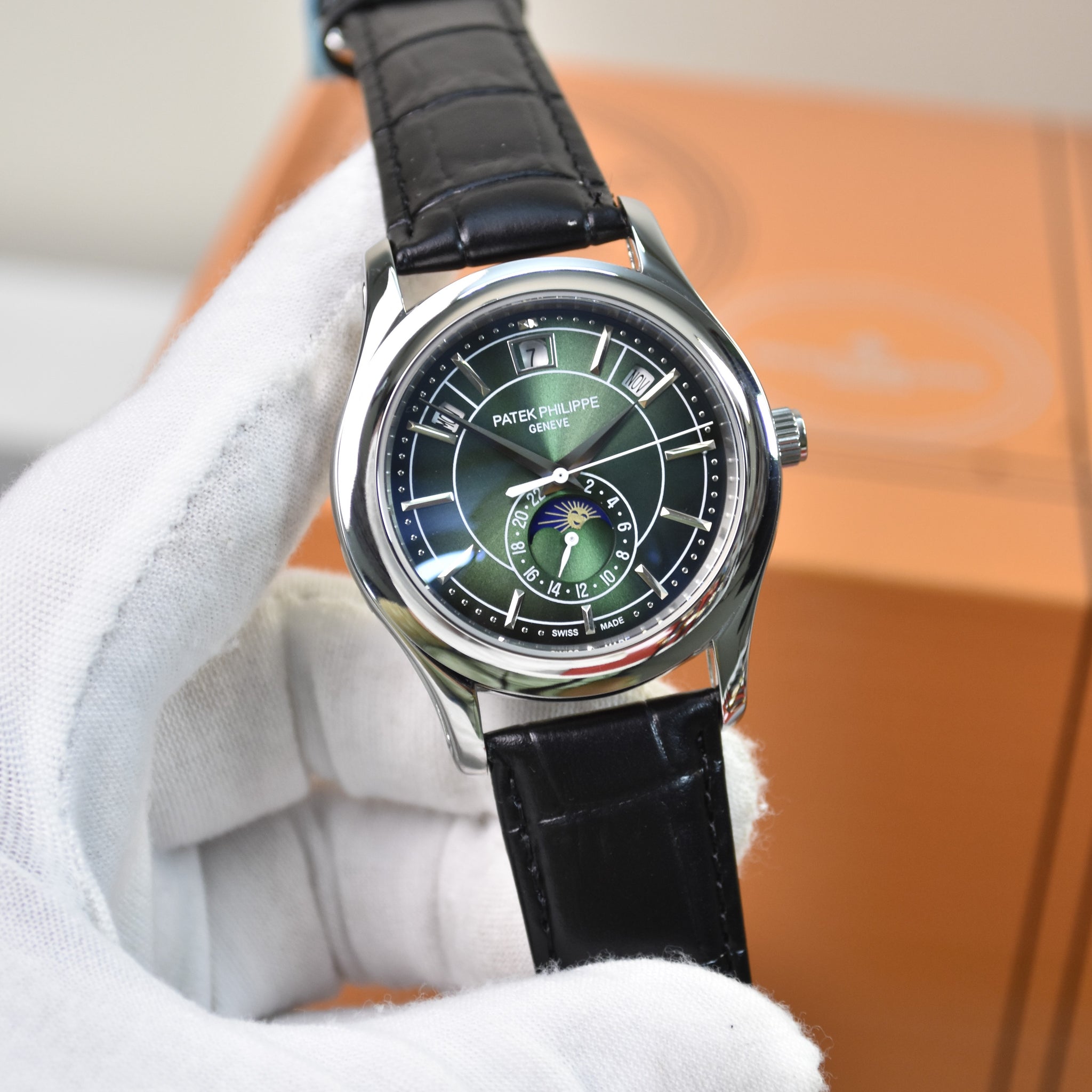 ANNUAL CALENDER AUTO 38MM SILVER GREEN