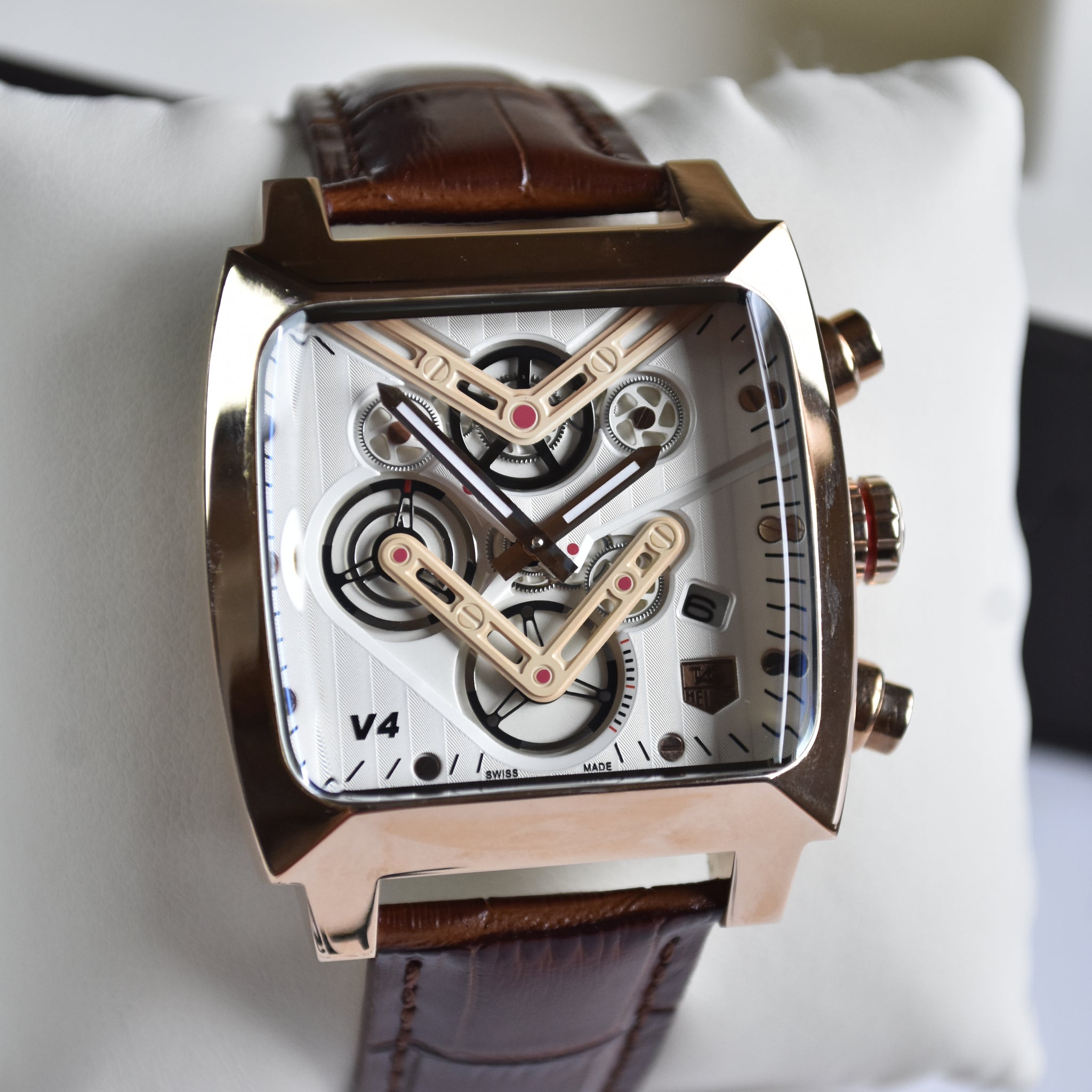 MONACO V4 STRAP ROSE WHITE DAIL