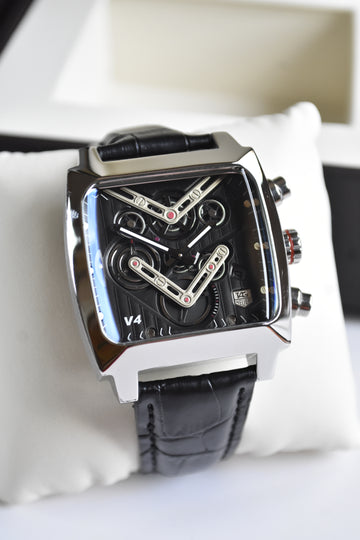 MONACO V4 STRAP SILVER BLACK DAIL