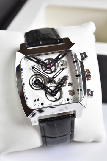 MONACO V4 STRAP SILVER WHITE DAIL..