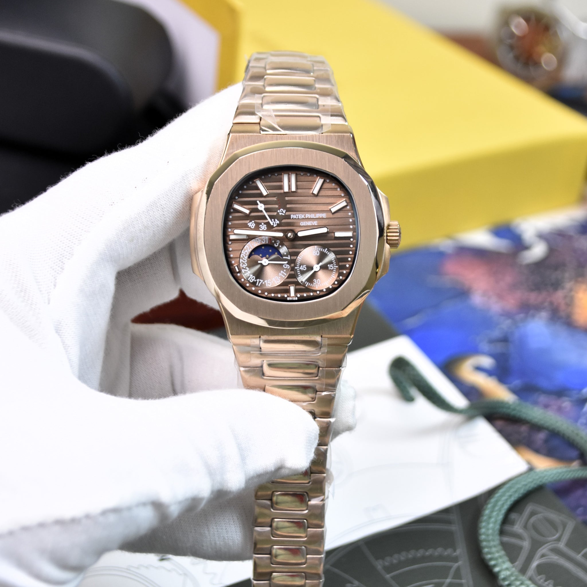NAUTILIUS POWER RESERVE AUTO ROSE BROWN