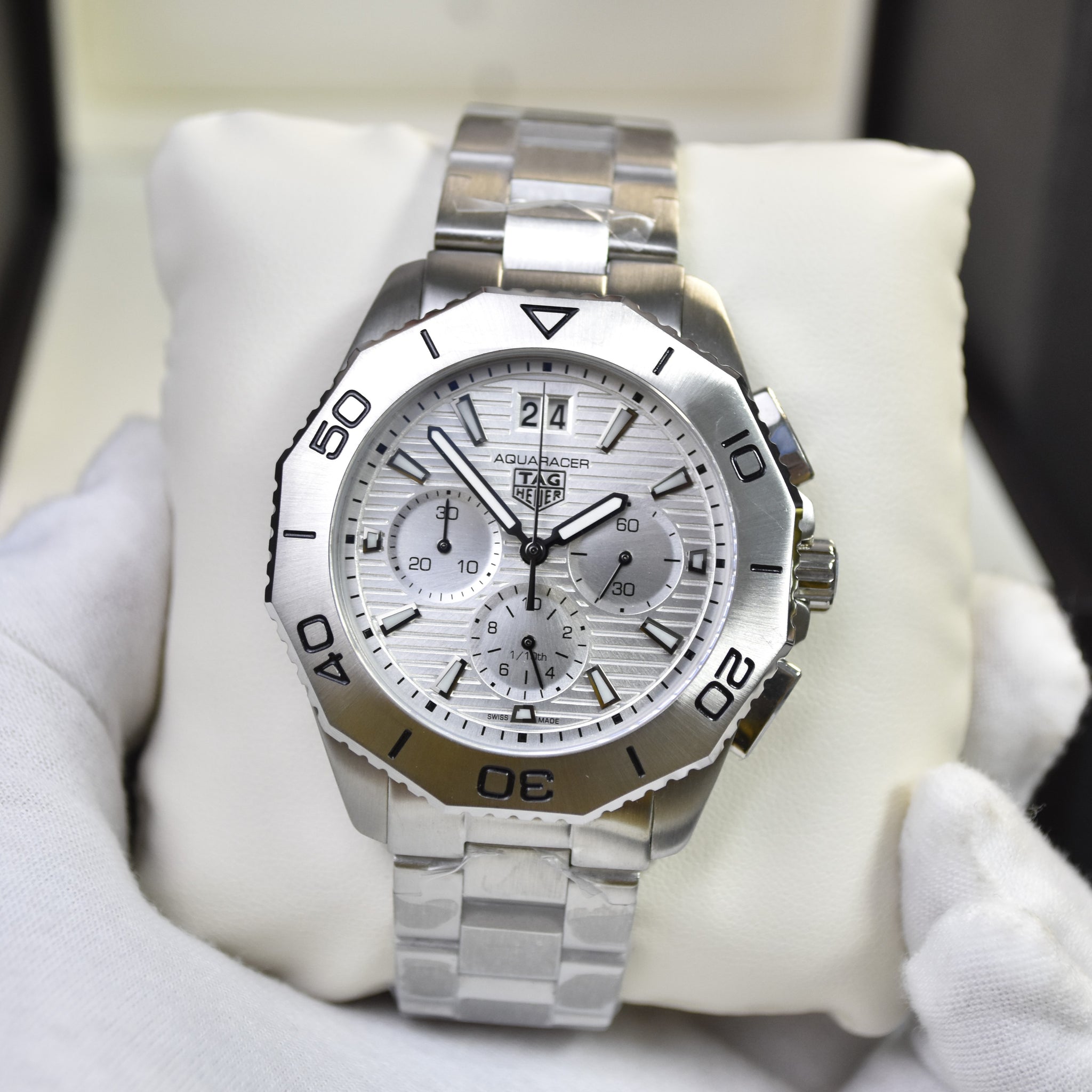 AQUARACER CHRONOGRAPH UPPER DATE SILVER WHITE