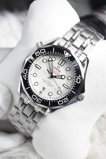 SEAMASTER AUTO SILVER WHITE DAIL