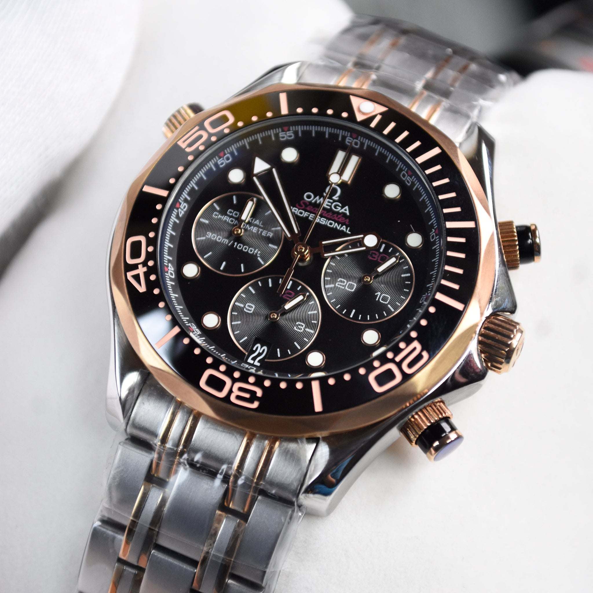 SEAMASTER CHRONOMETER TWOTONE CHRONOGRAPH